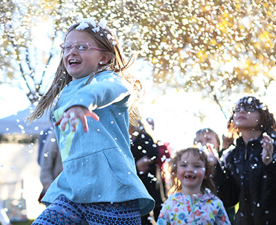 Kids in Snow